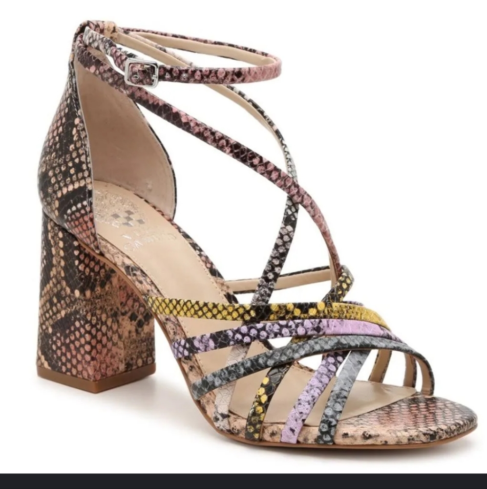 Vince Camuto Winivey Sandal NWT size 9